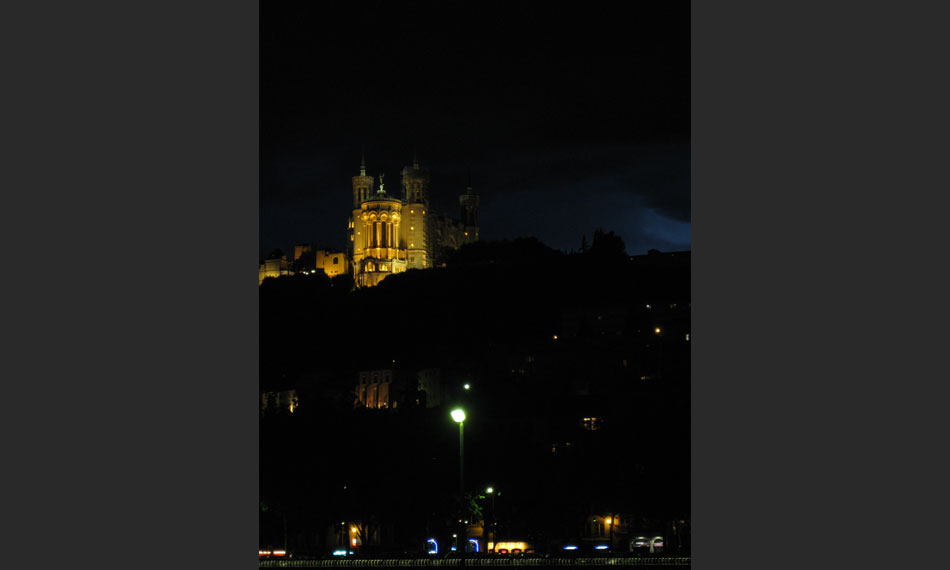 015-France-Slide